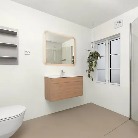 - Calm - No Traffic 아파트